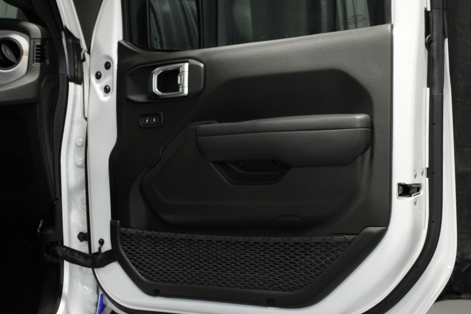 2025 Jeep Gladiator Nighthawk