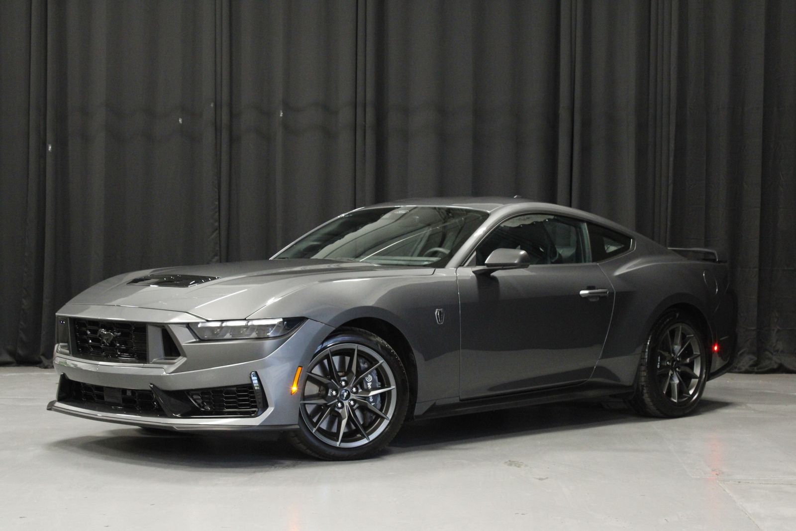 2024 Ford Mustang Dark Horse