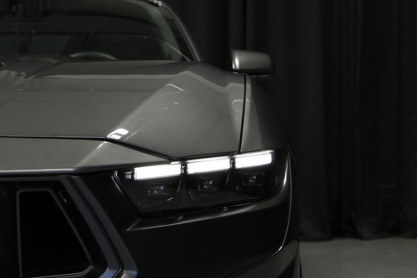2024 Ford Mustang Dark Horse