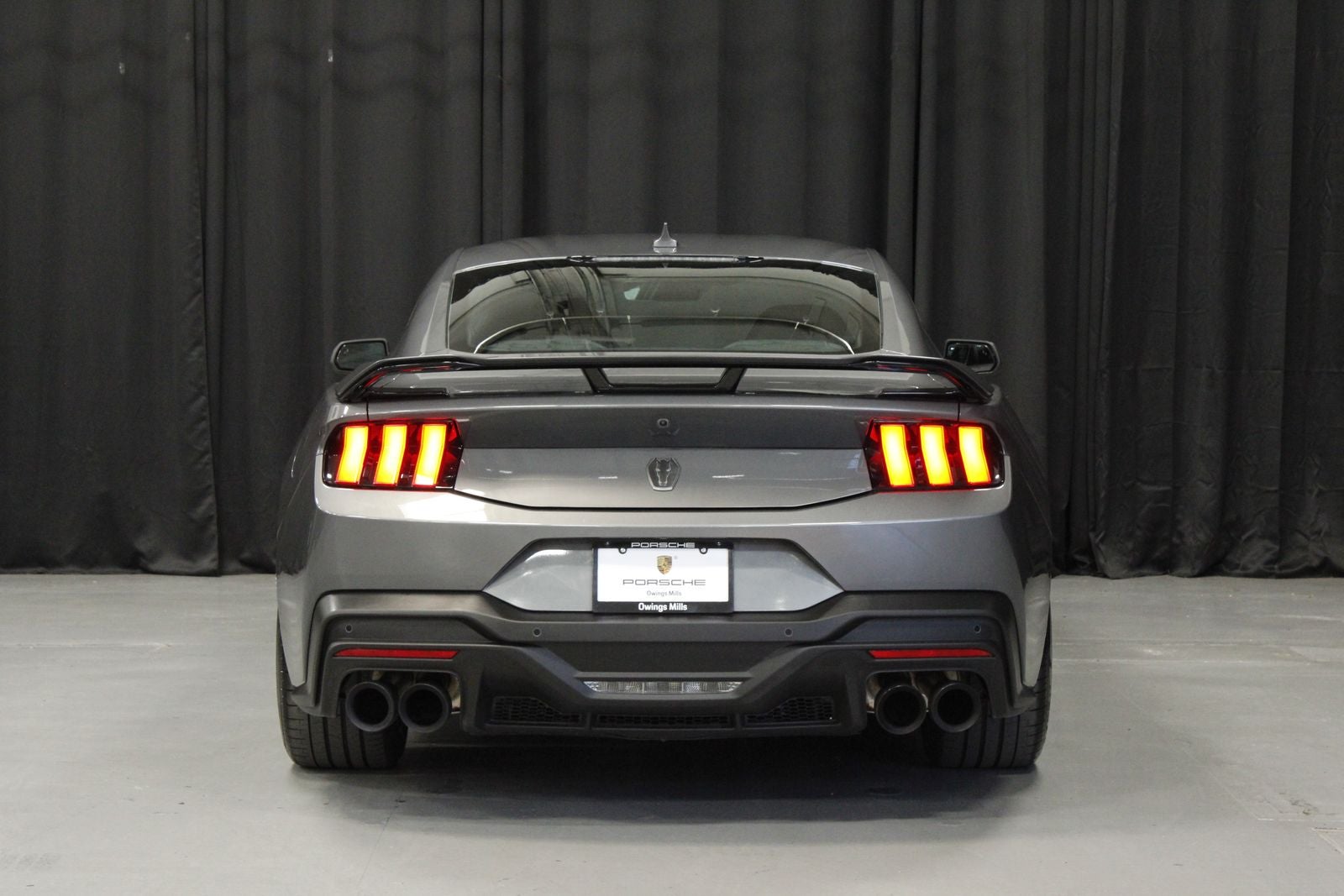 2024 Ford Mustang Dark Horse