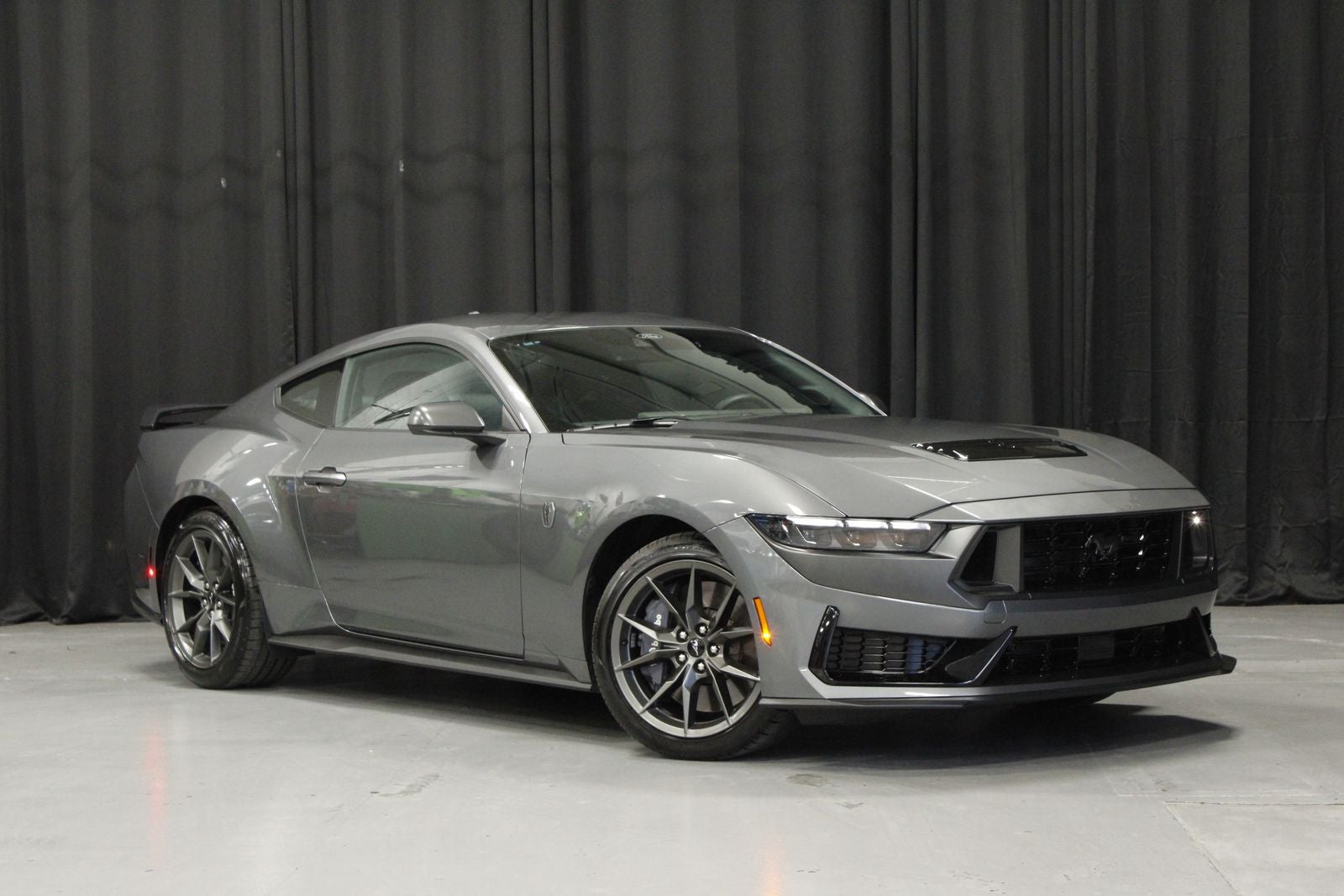2024 Ford Mustang Dark Horse