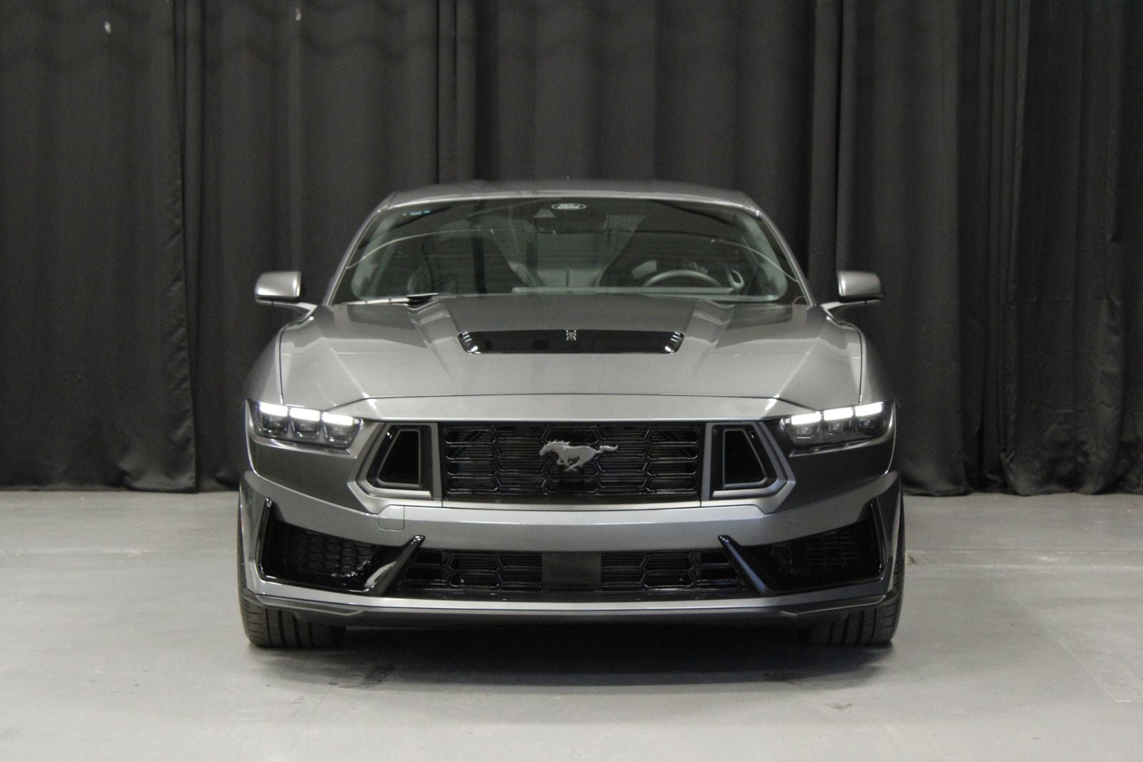 2024 Ford Mustang Dark Horse