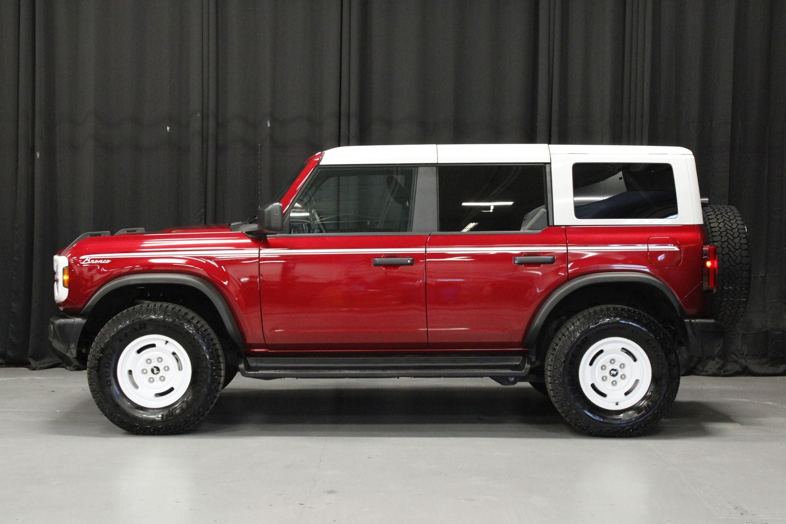 2025 Ford Bronco Heritage Edition