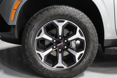 2025 GMC Yukon XL AT4