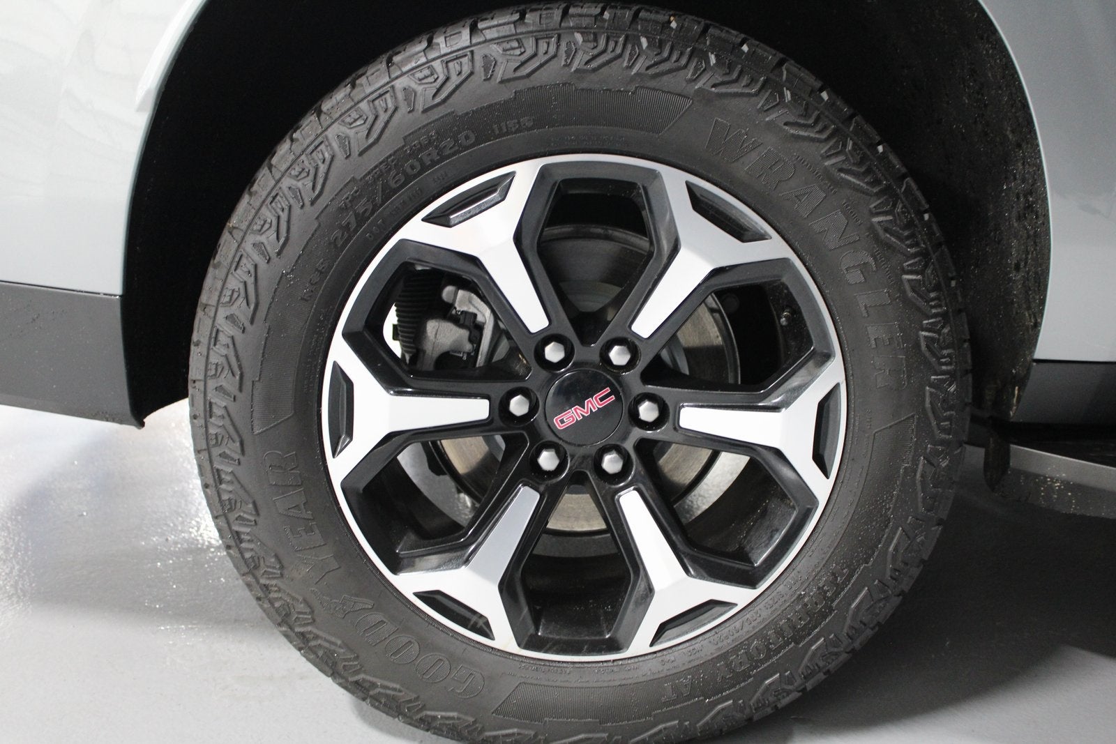 2025 GMC Yukon XL AT4