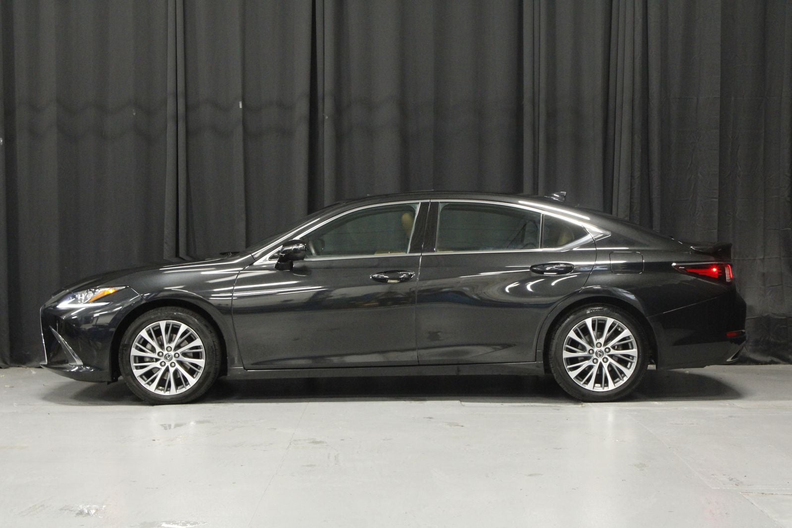 2021 Lexus ES 350