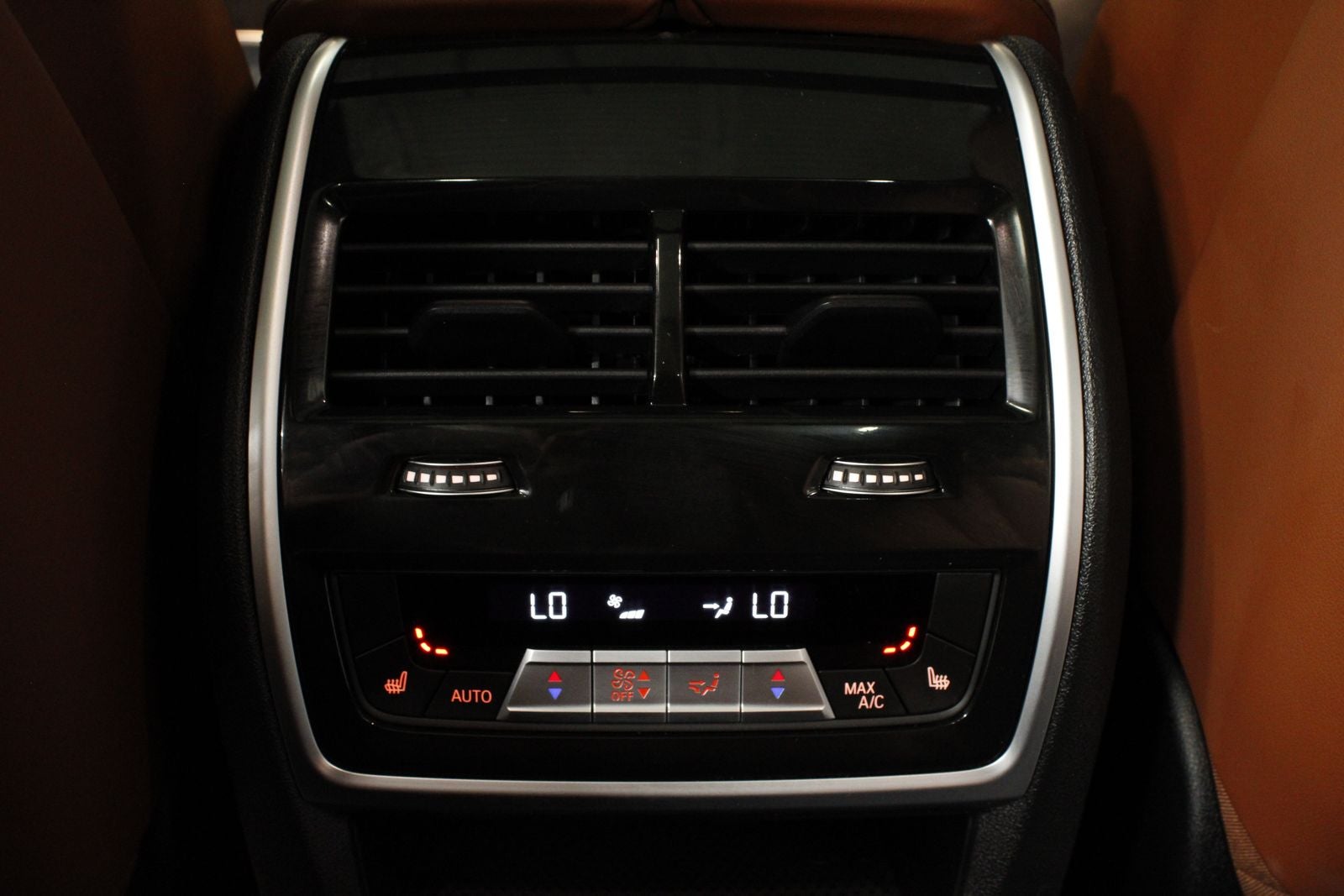 2024 BMW X7 ALPINA XB7