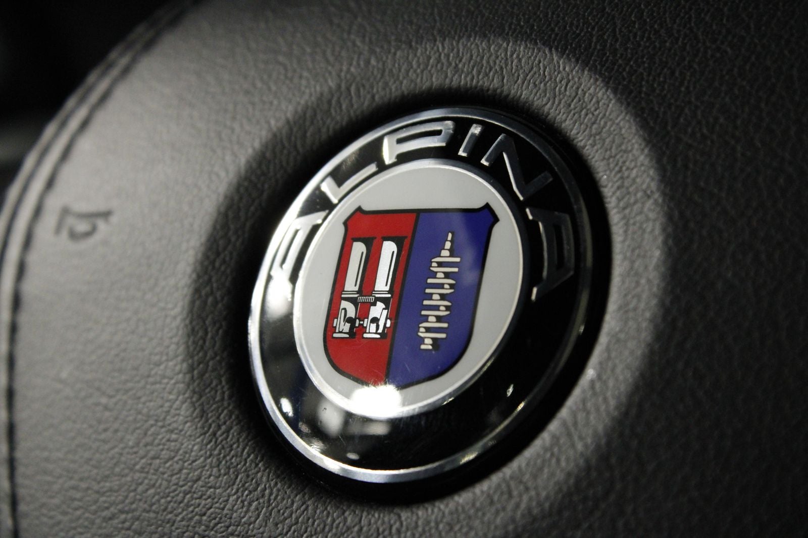 2024 BMW X7 ALPINA XB7