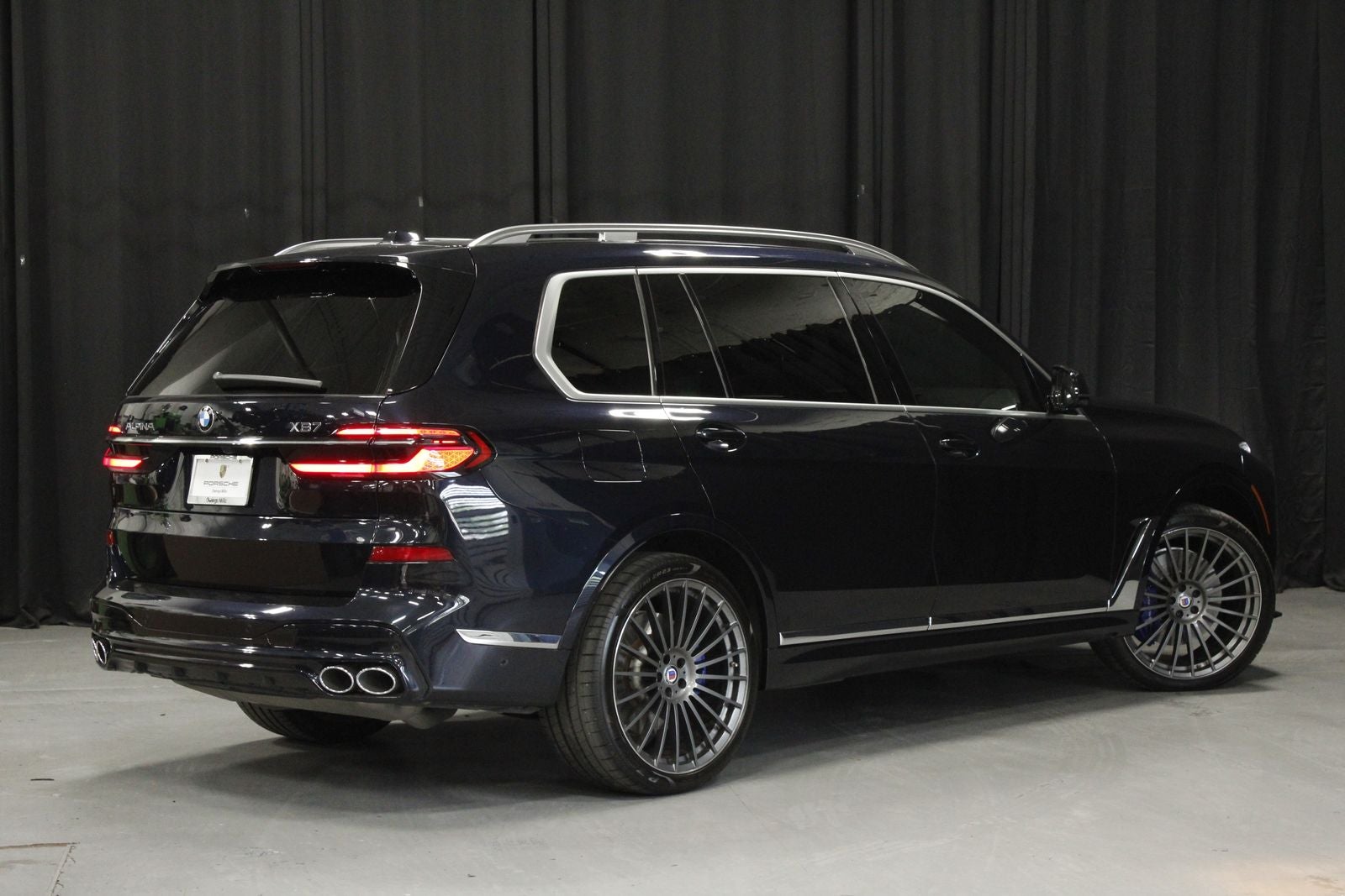 2024 BMW X7 ALPINA XB7