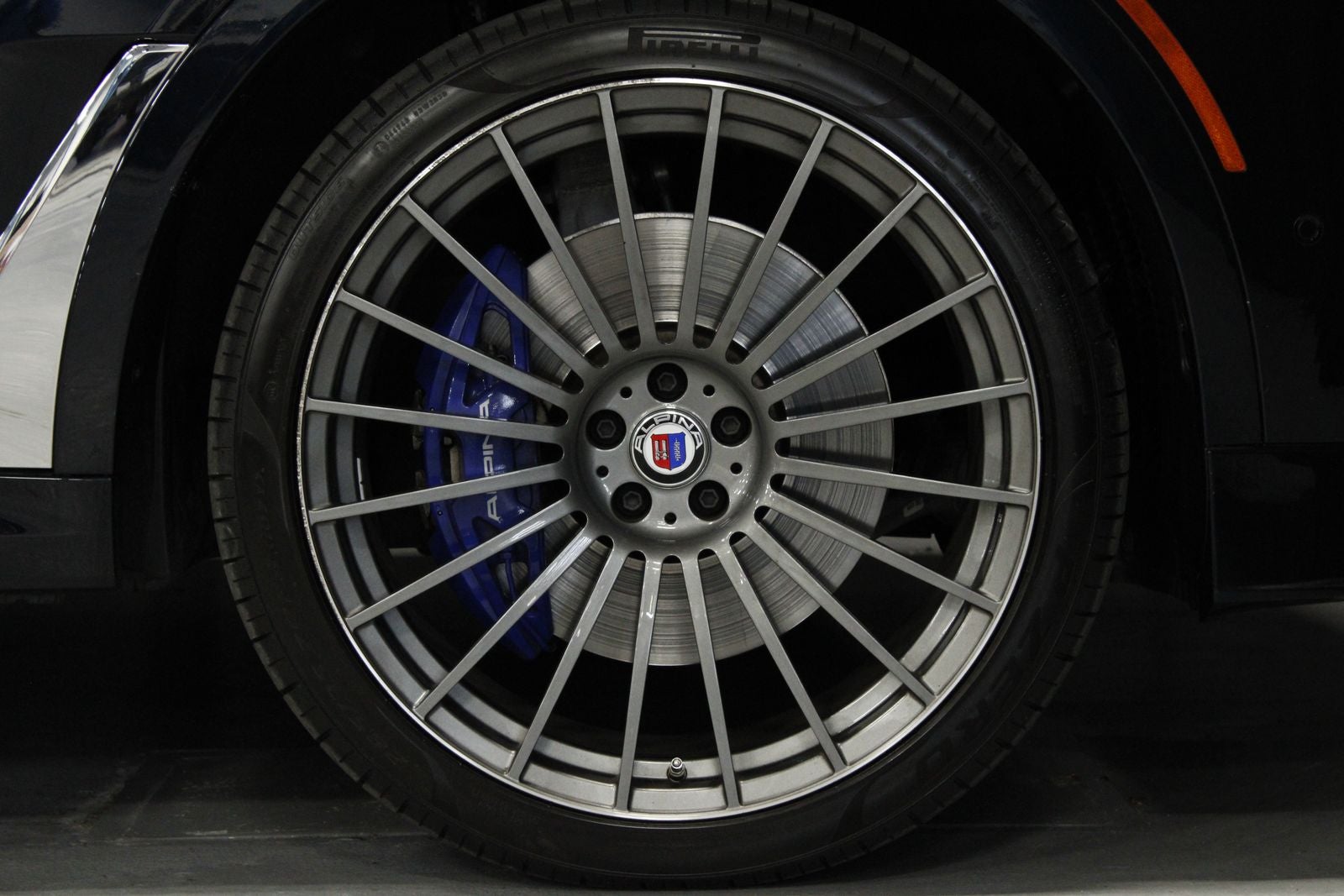 2024 BMW X7 ALPINA XB7