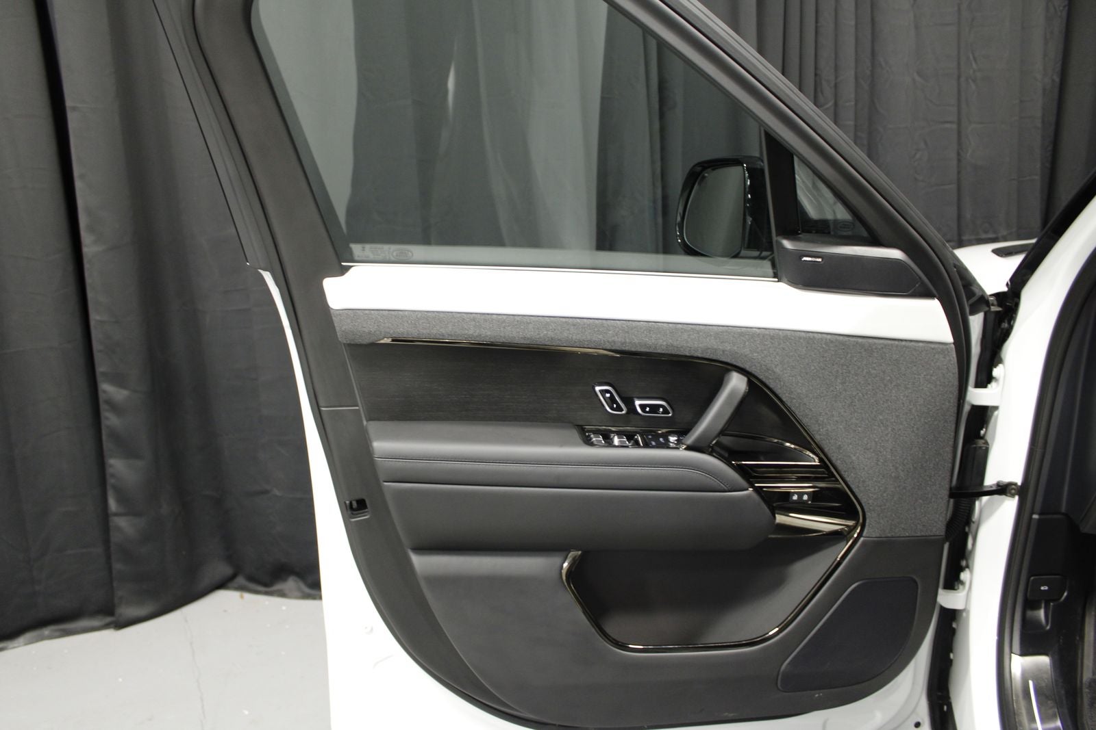 2025 Land Rover Range Rover Sport Dynamic SE