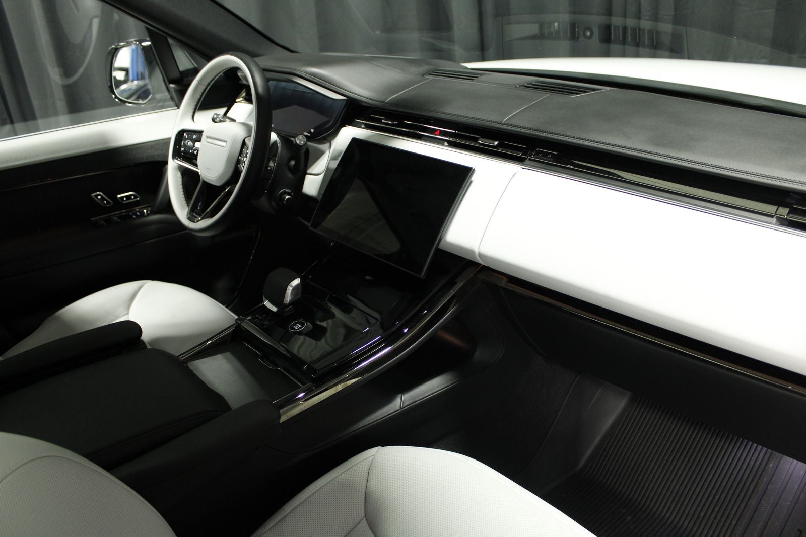 2025 Land Rover Range Rover Sport Dynamic SE