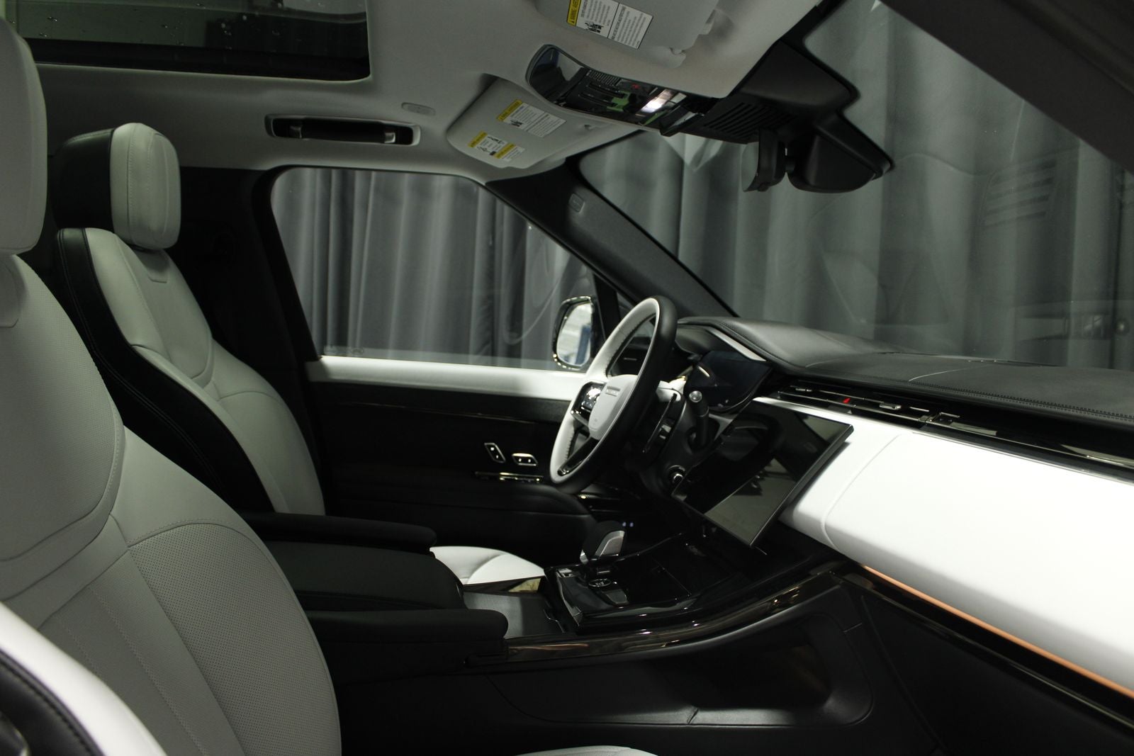 2025 Land Rover Range Rover Sport Dynamic SE