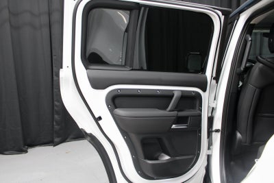 2025 Land Rover Defender 110 S