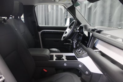 2025 Land Rover Defender 110 S