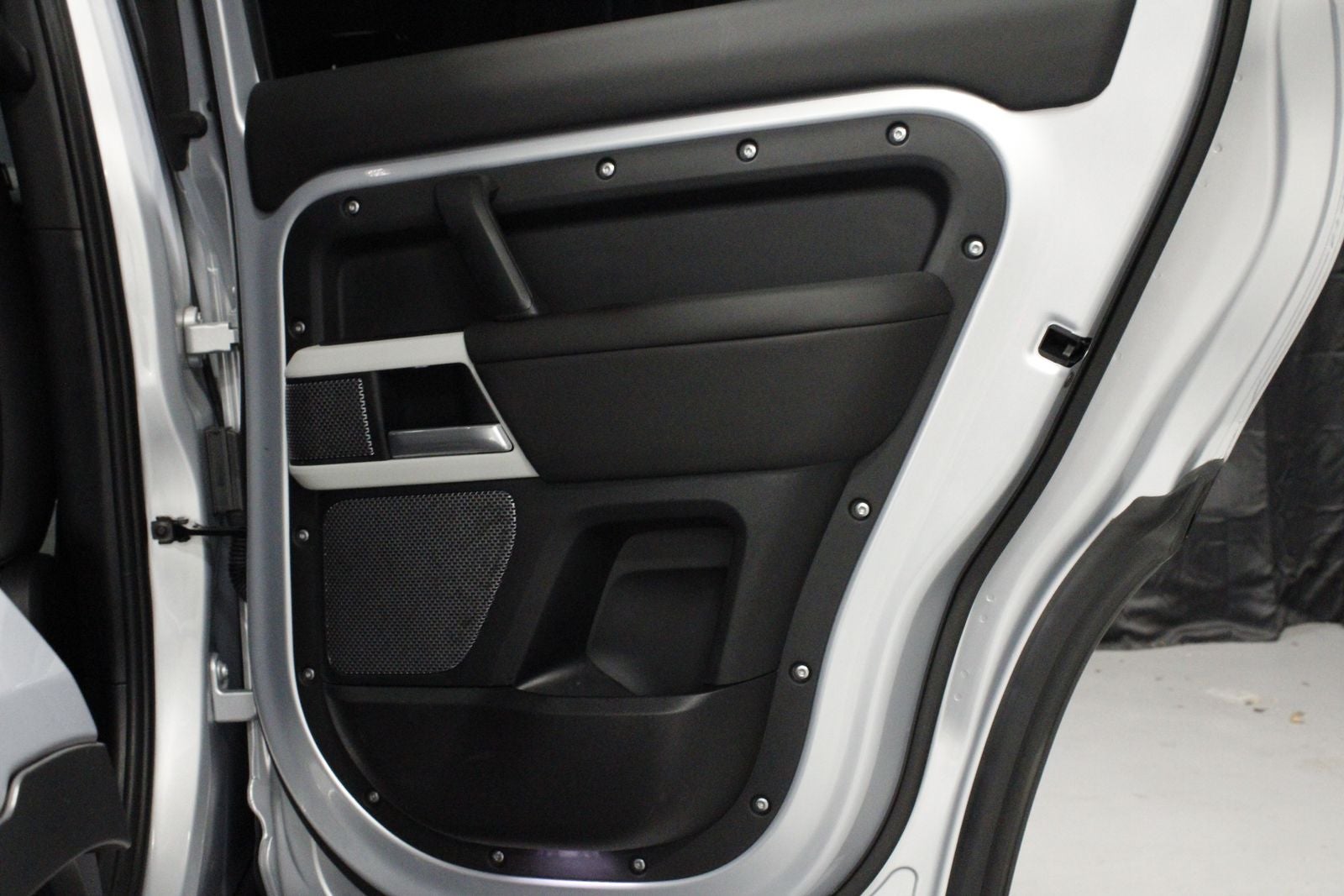 2024 Land Rover Defender 110 S