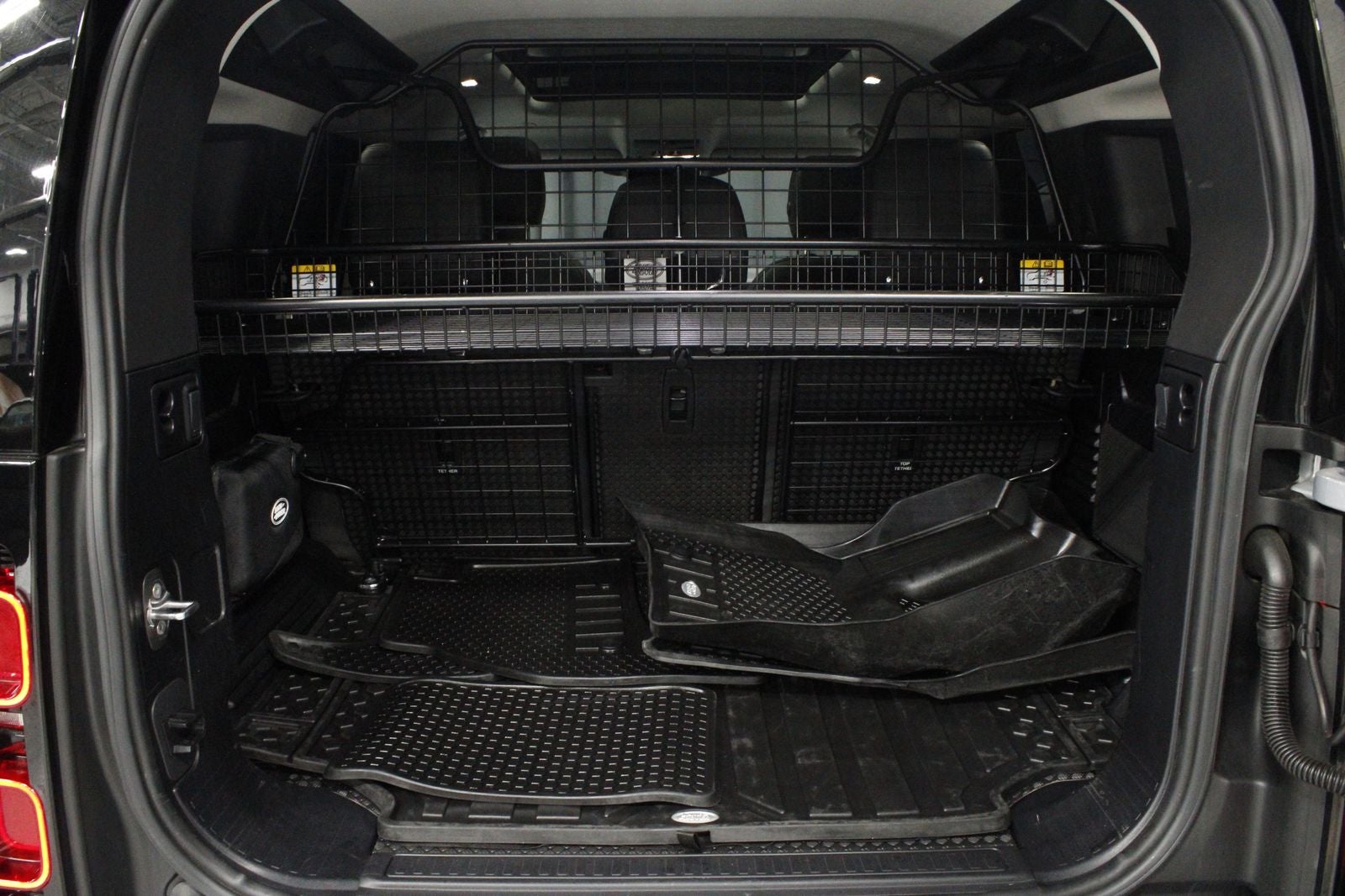 2024 Land Rover Defender 110 S