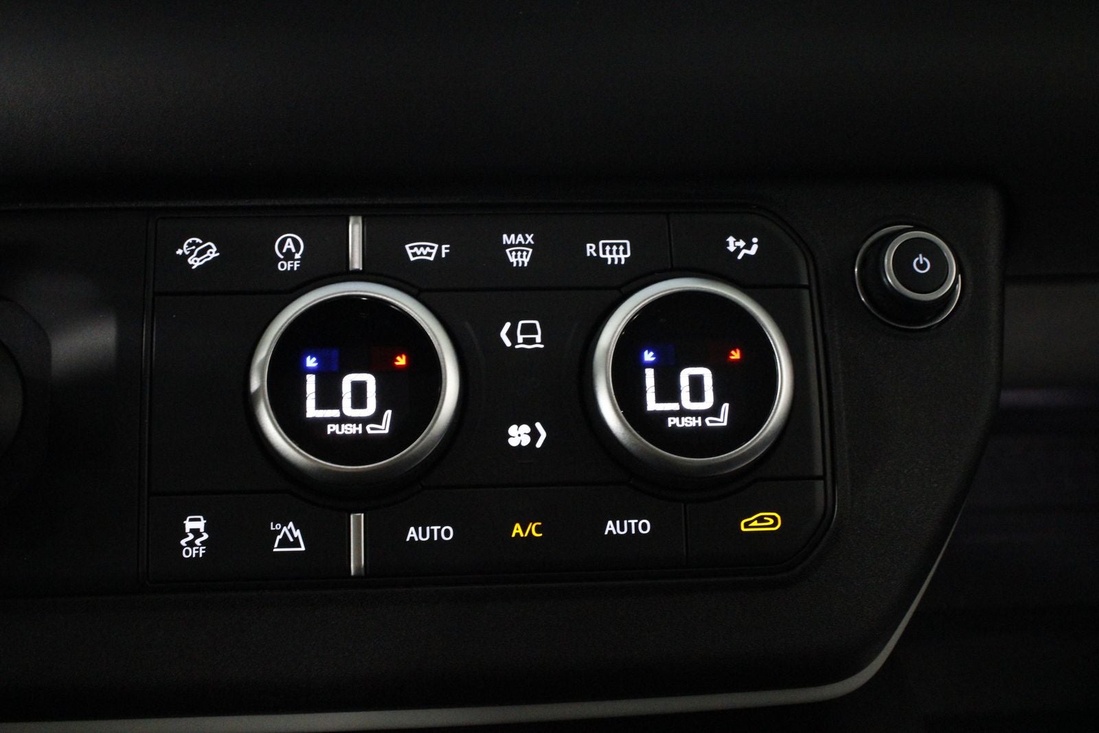 2024 Land Rover Defender 110 S