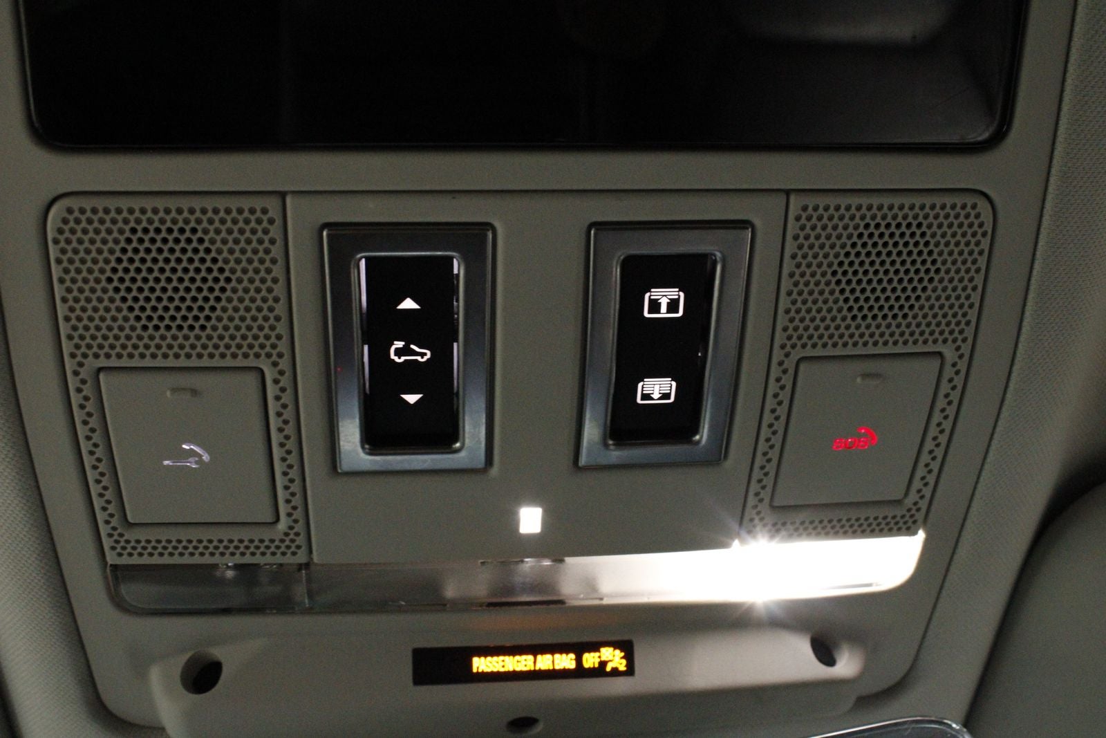 2024 Land Rover Defender 110 S