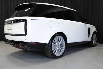 2025 Land Rover Range Rover SE