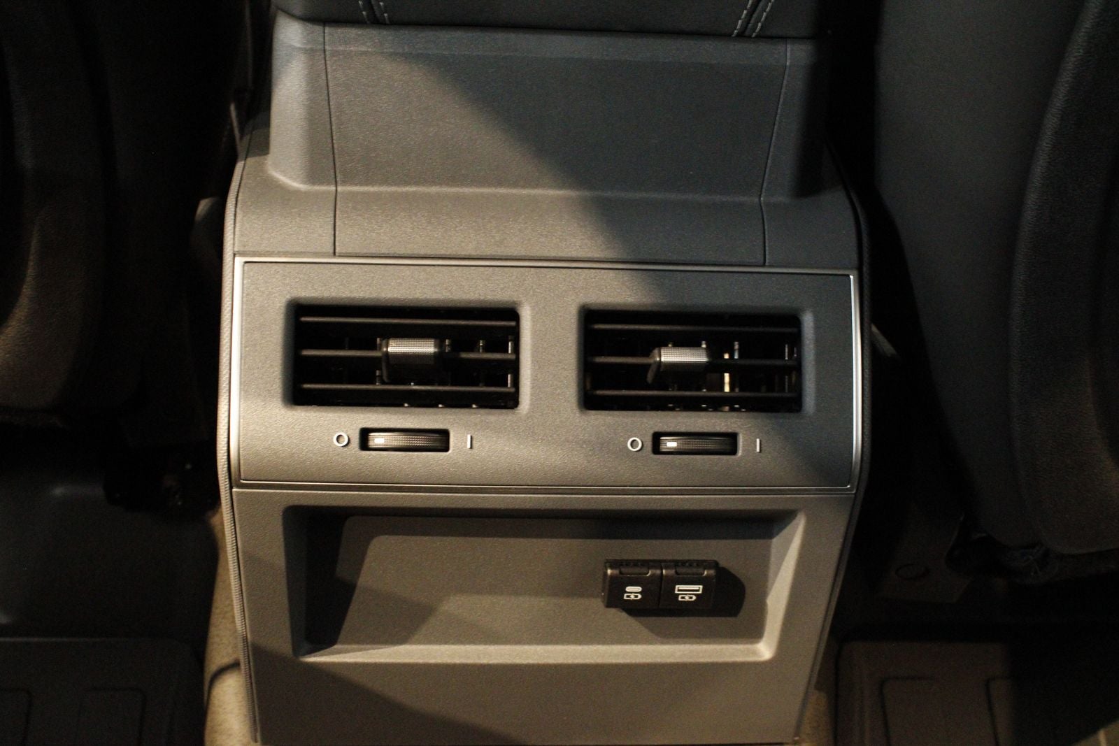 2026 INEOS Grenadier Station Wagon Fieldmaster Edition