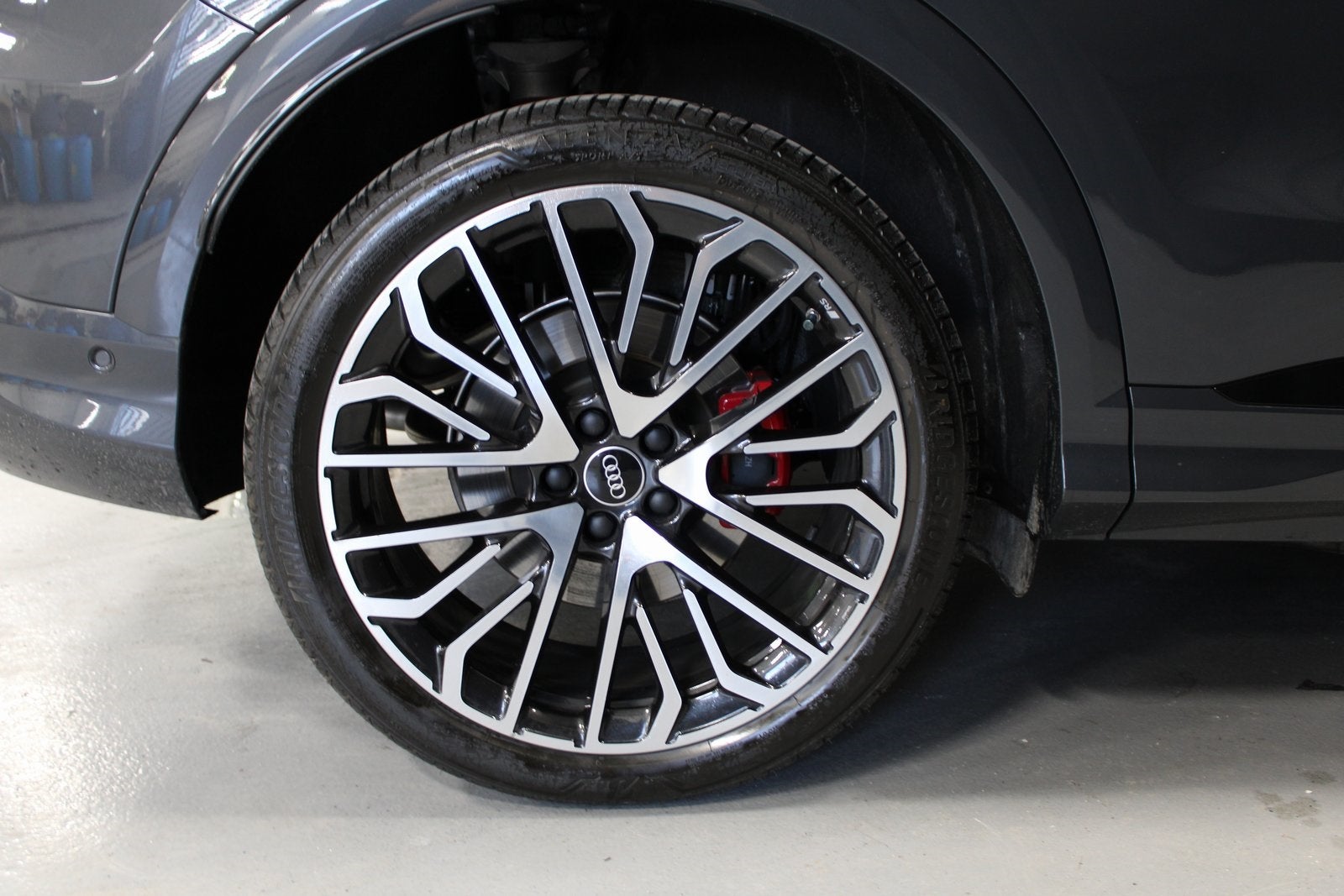 2025 Audi SQ5 3.0T Prestige quattro