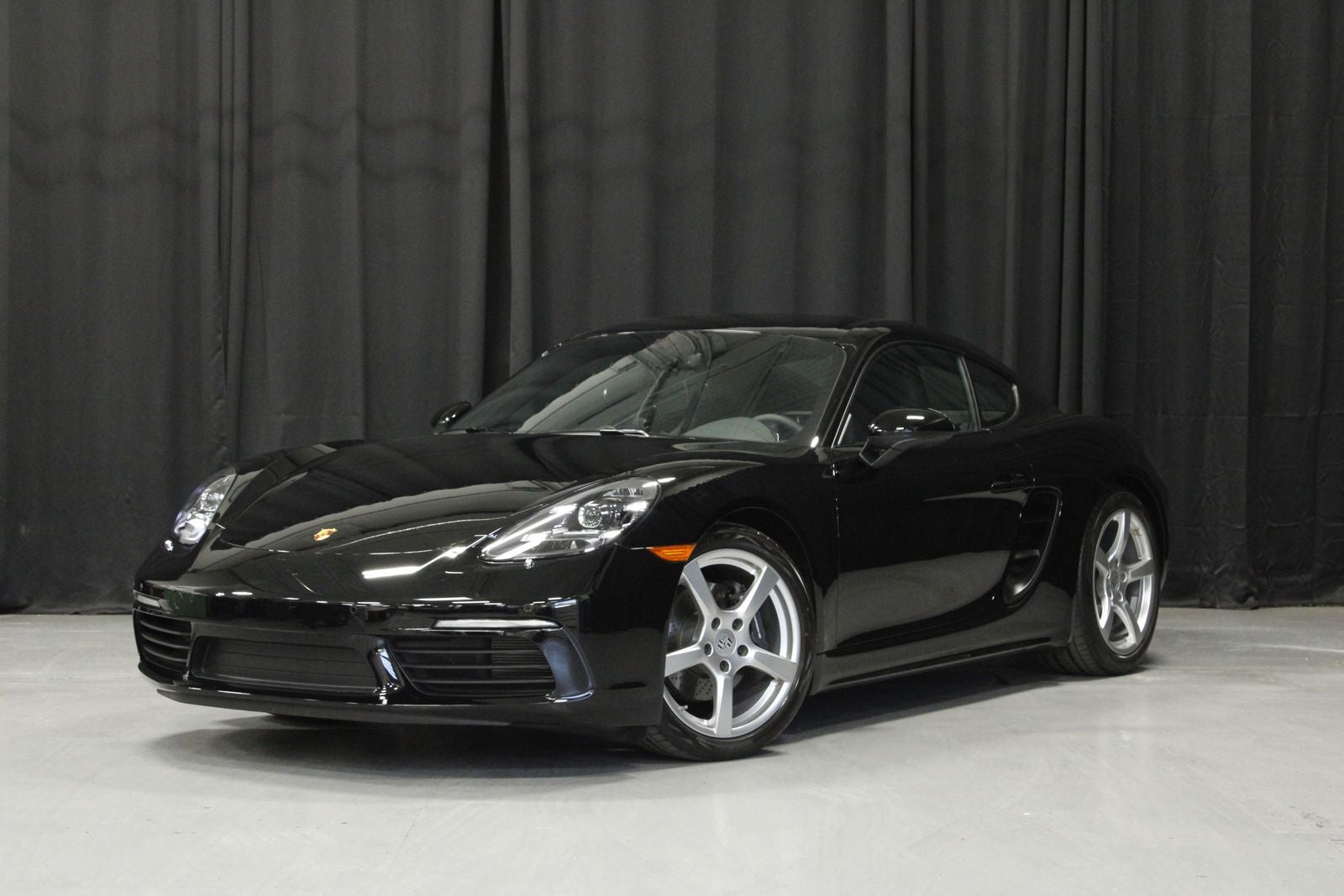2023 Porsche 718 Cayman's photo