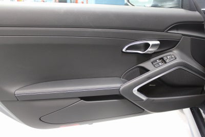 2025 Porsche 718 Cayman Base