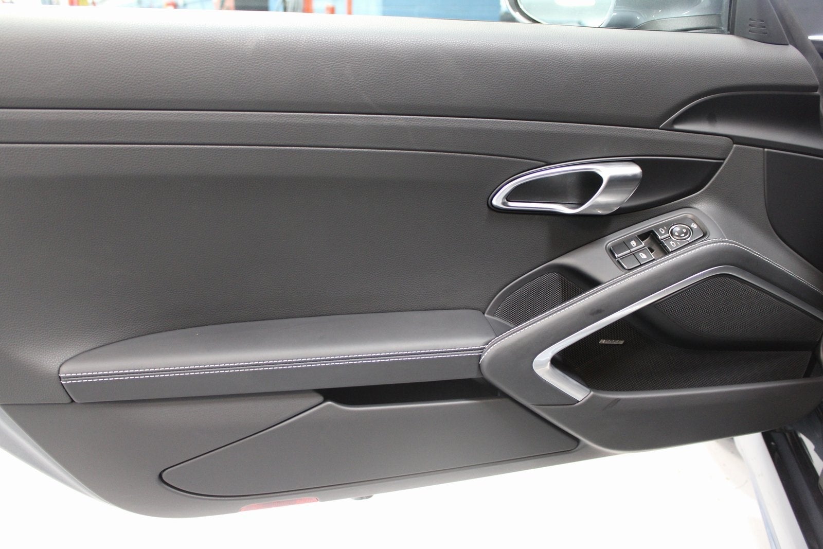 2025 Porsche 718 Cayman Base