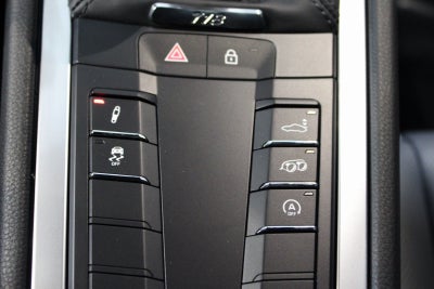 2025 Porsche 718 Cayman Base