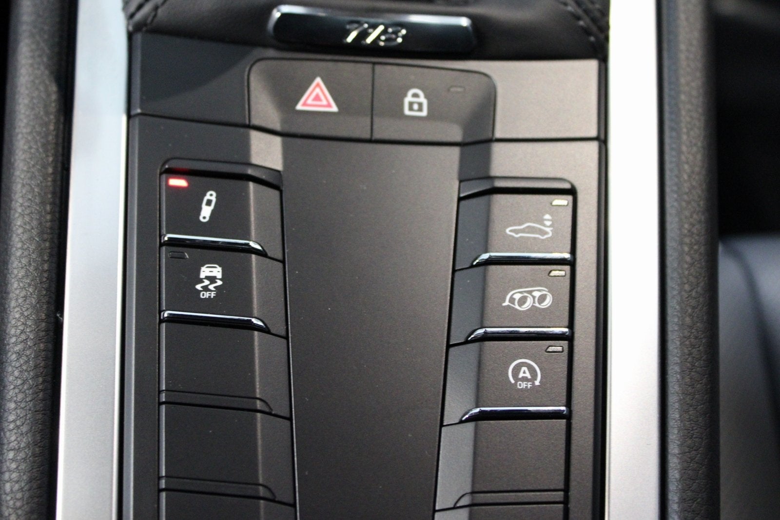 2025 Porsche 718 Cayman Base