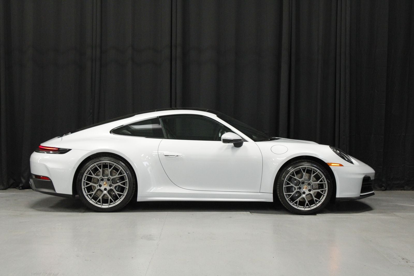 2026 Porsche 911 Carrera