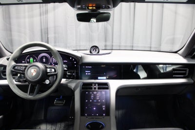 2025 Porsche Taycan Base