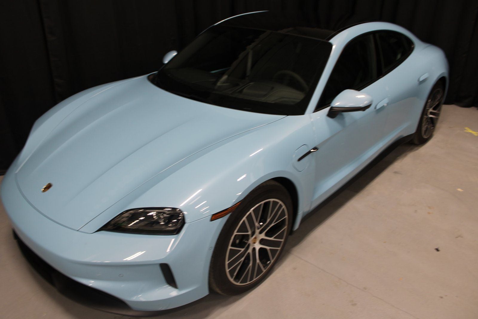 2025 Porsche Taycan Base