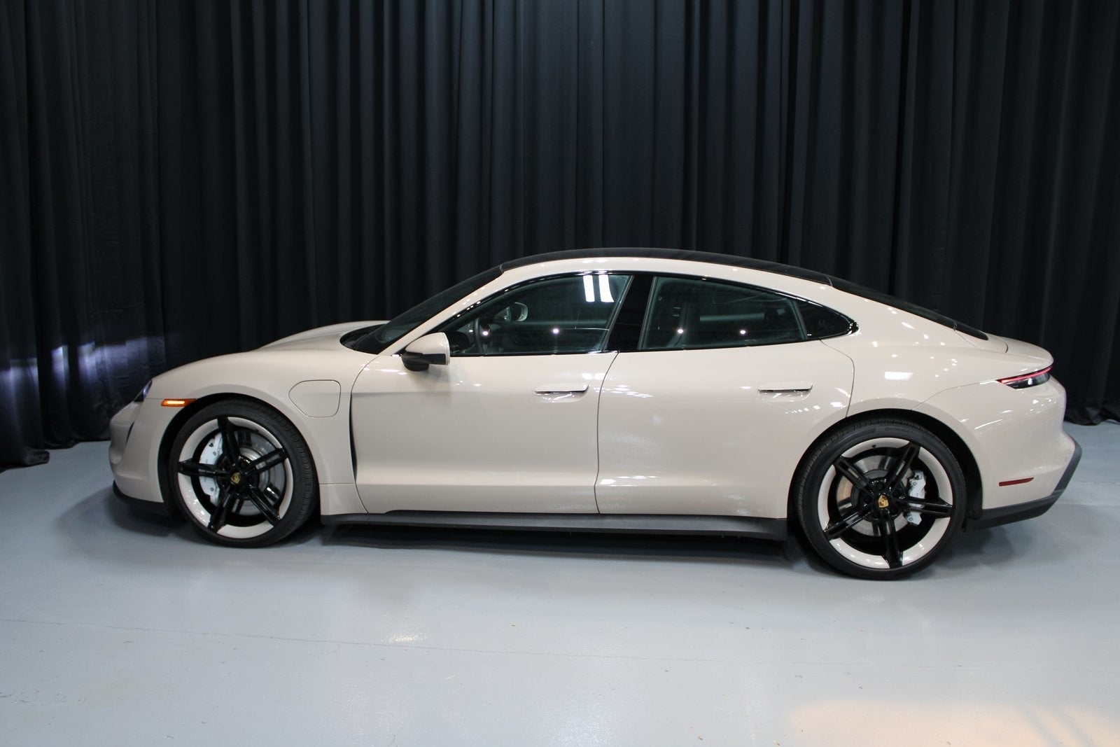 2023 Porsche Taycan Base