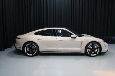 2023 Porsche Taycan Base