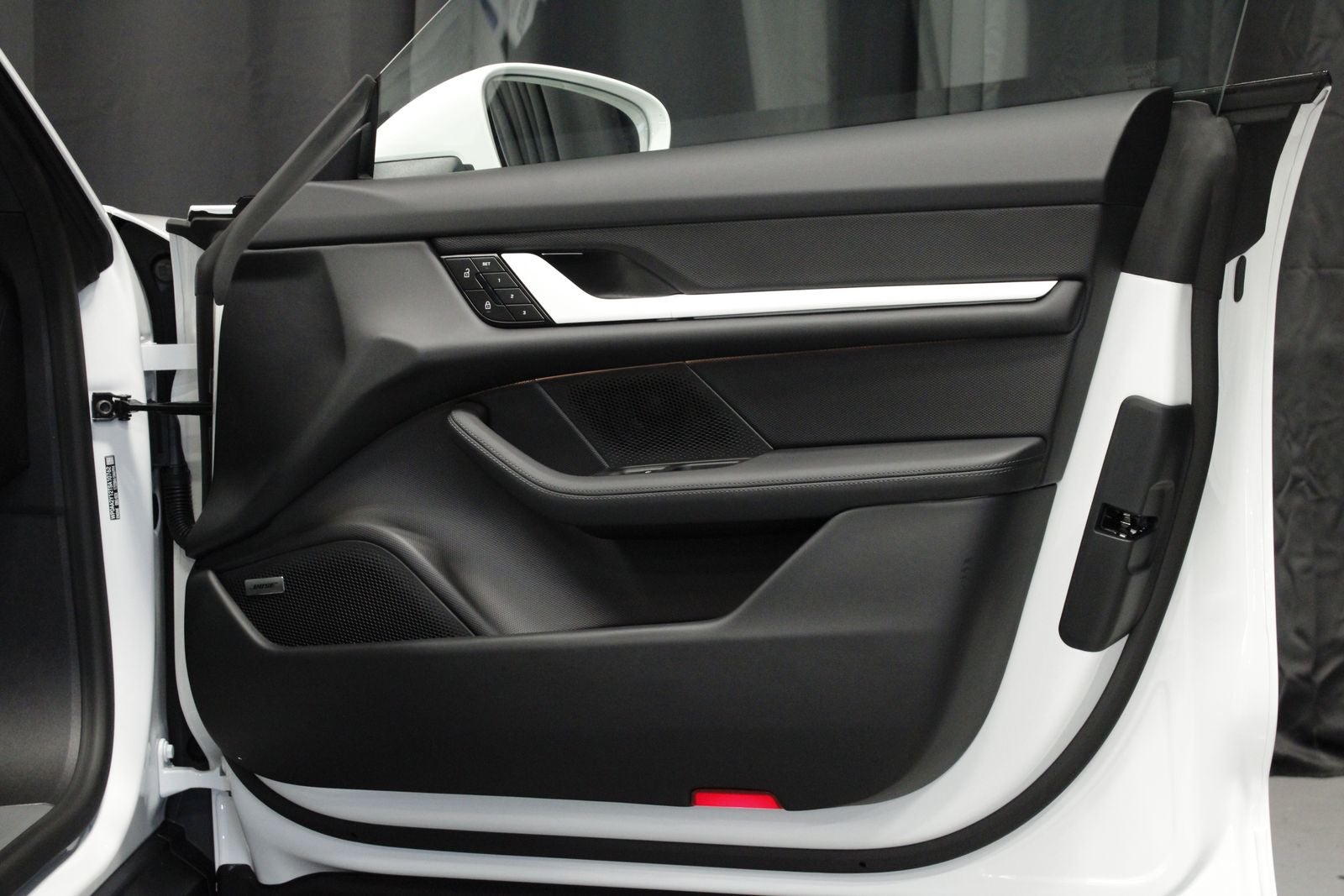 2026 Porsche Taycan Taycan 4