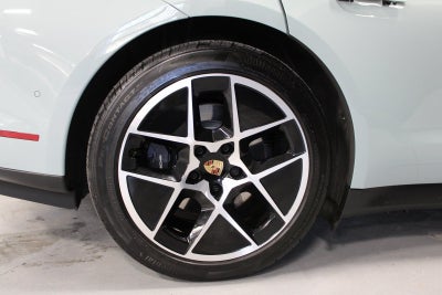 2025 Porsche Taycan Base