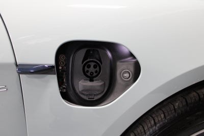 2025 Porsche Taycan Base