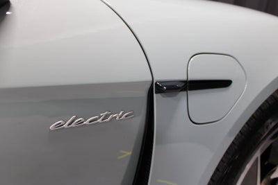 2025 Porsche Taycan Base