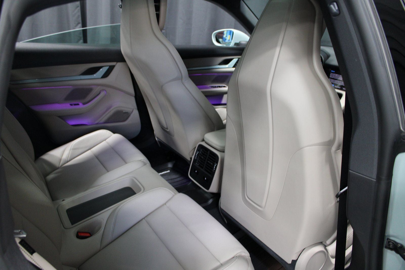 2025 Porsche Taycan Base