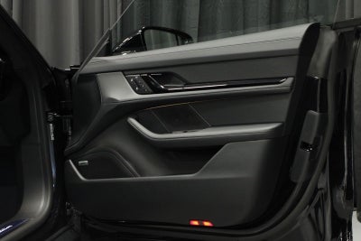 2026 Porsche Taycan 4 Black Edition