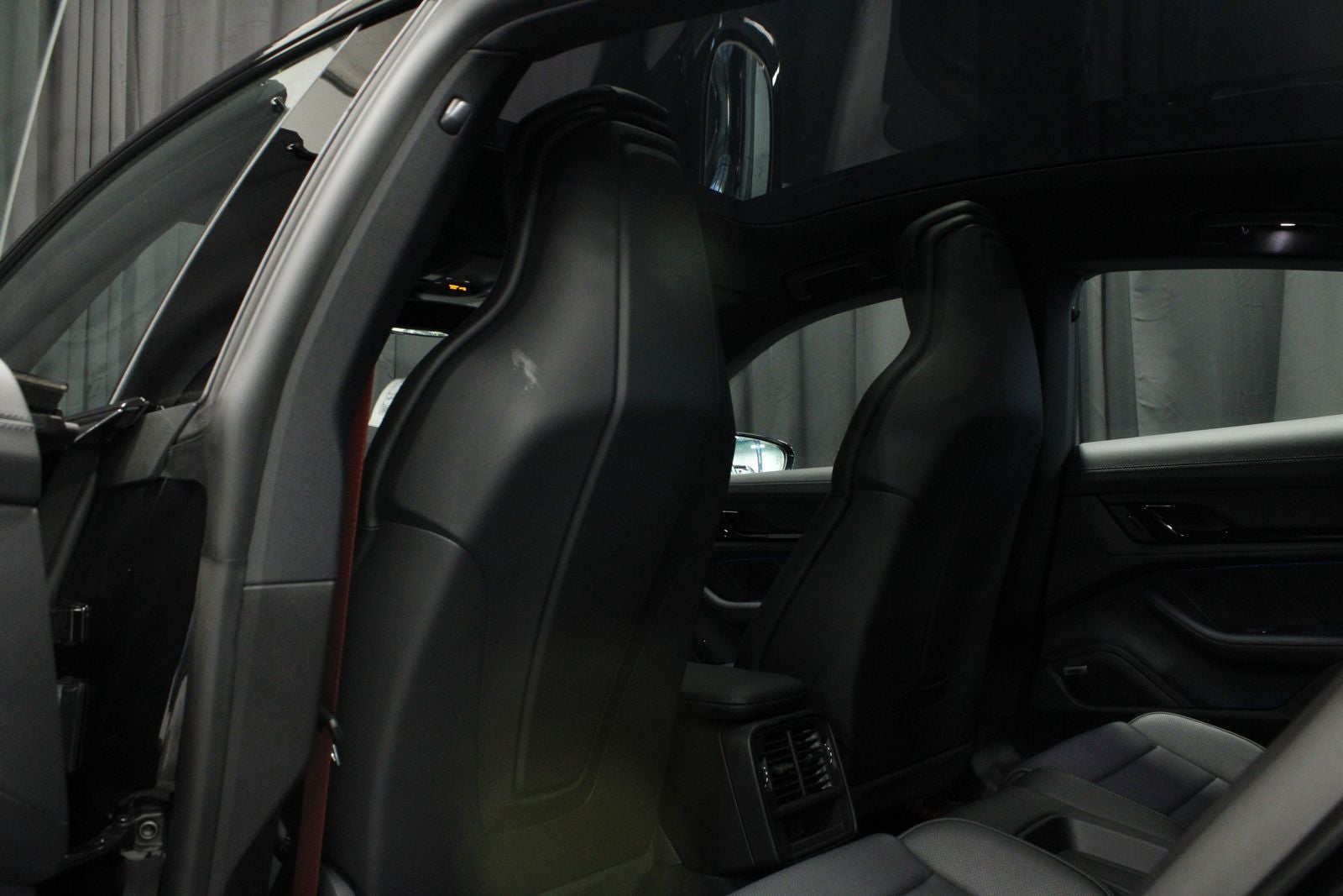 2026 Porsche Taycan 4 Black Edition