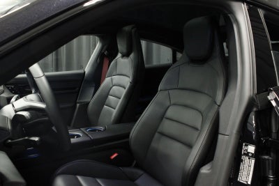 2026 Porsche Taycan 4 Black Edition
