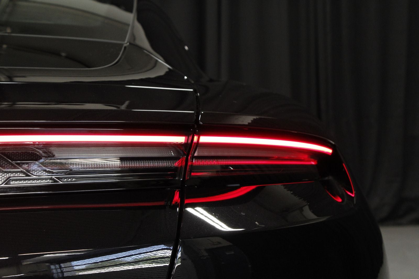 2026 Porsche Taycan 4 Black Edition
