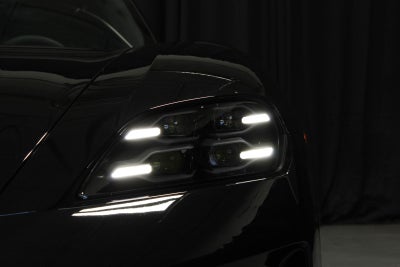 2026 Porsche Taycan 4 Black Edition