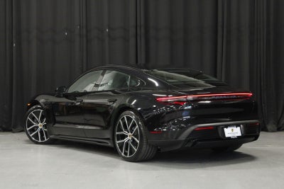 2026 Porsche Taycan 4 Black Edition
