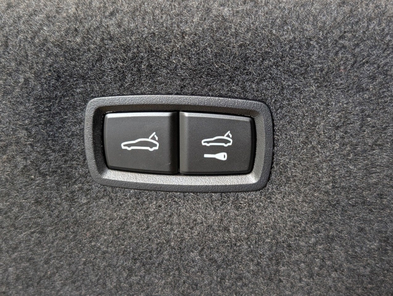 2024 Porsche Taycan Base