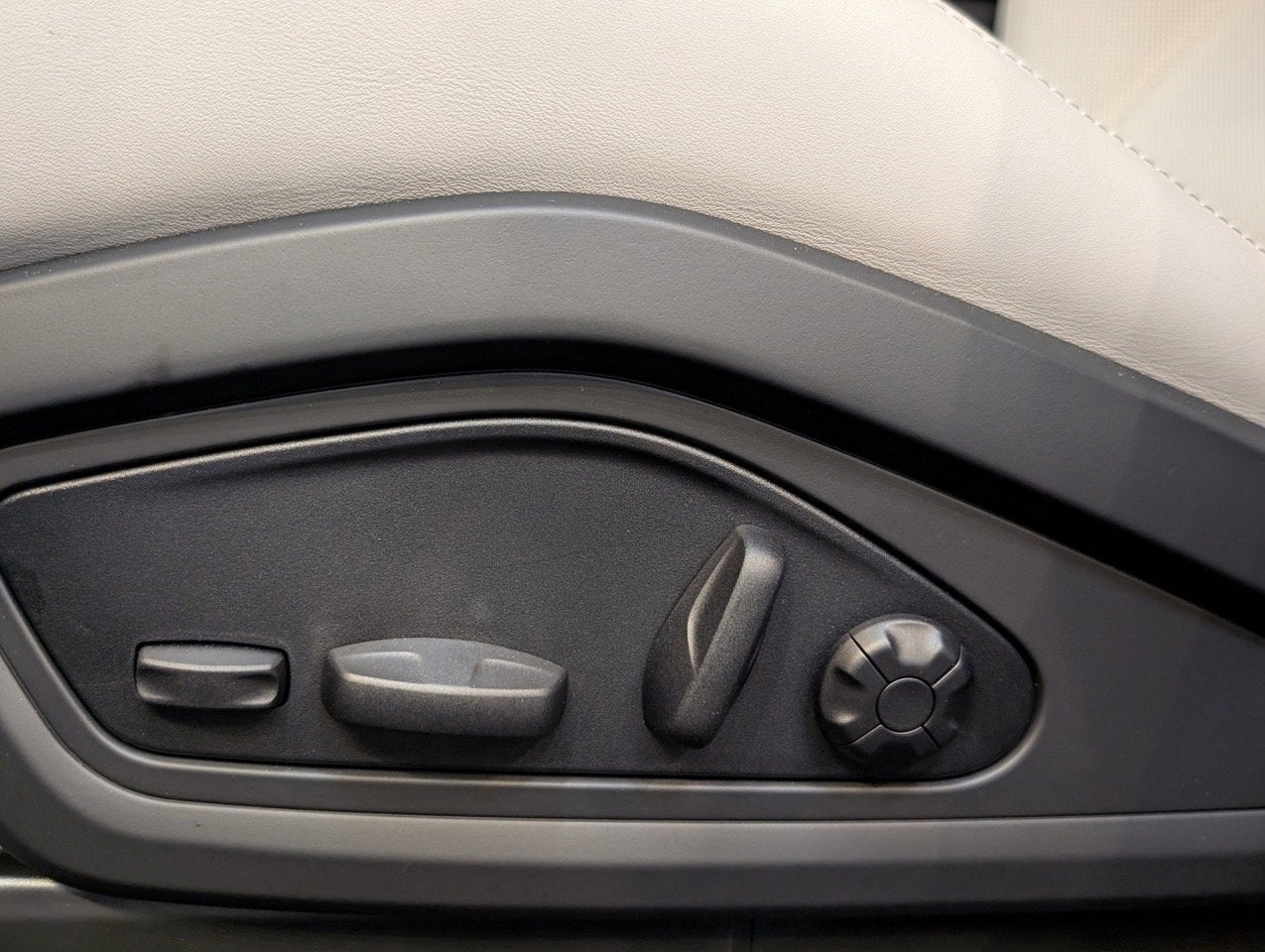 2024 Porsche Taycan Base