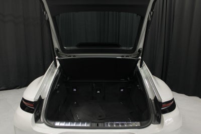 2025 Porsche Panamera 4